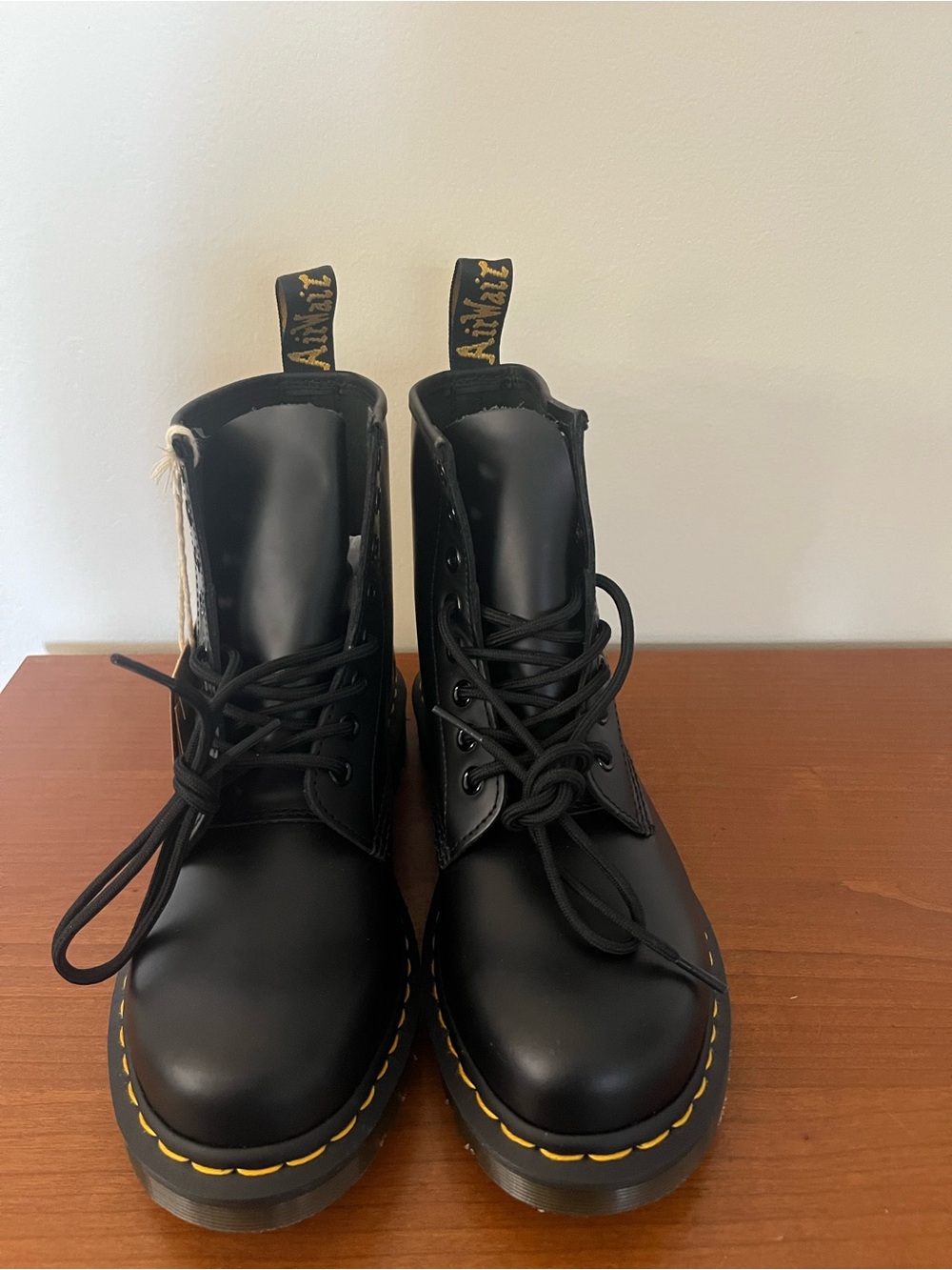 Dr. Martens Air Wair Combat Boots with Bouncing soles  NWT size 8 women 7 men - Picture 2 of 7